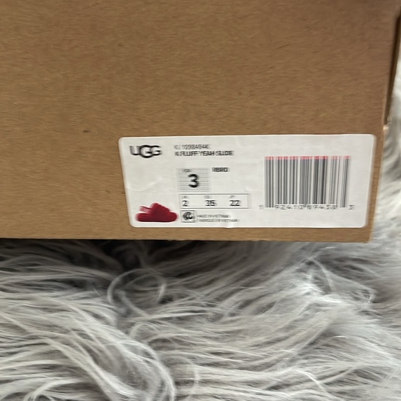 New Ugg red sandals size 3 - Picture 3 of 4